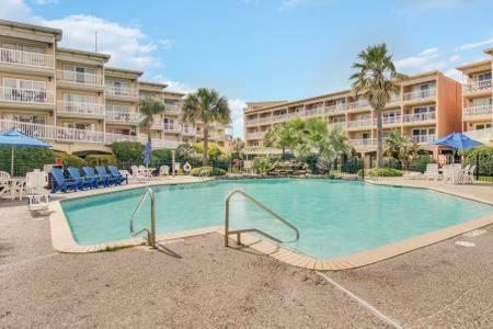 Beachside Bungalow With 2 Pools Hotel Галвестън Екстериор снимка